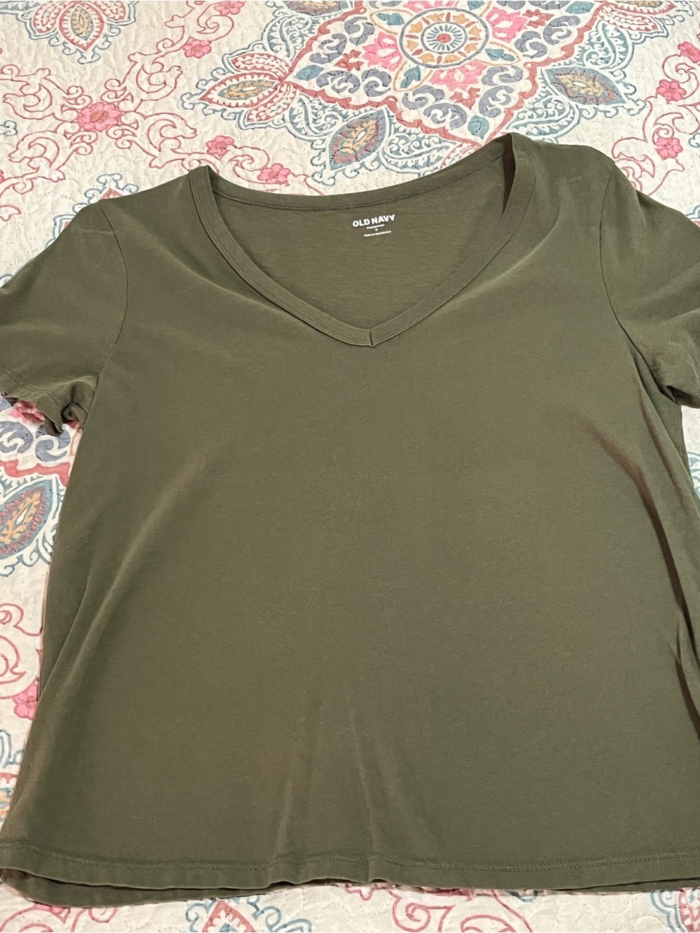 Old Navy Olive Green Short-Sleeve V-Neck Tee